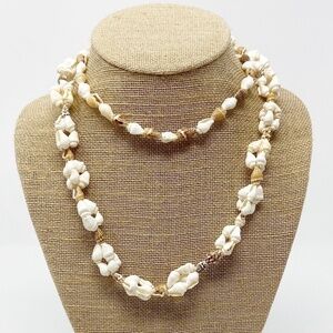 VINTAGE | Long Sea Shell Necklace